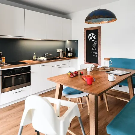 Mit Ueberdachtem Balkon 7 7 Og * Friedrichshafen