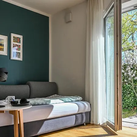 Mit Ueberdachtem Balkon 7 7 Og Friedrichshafen